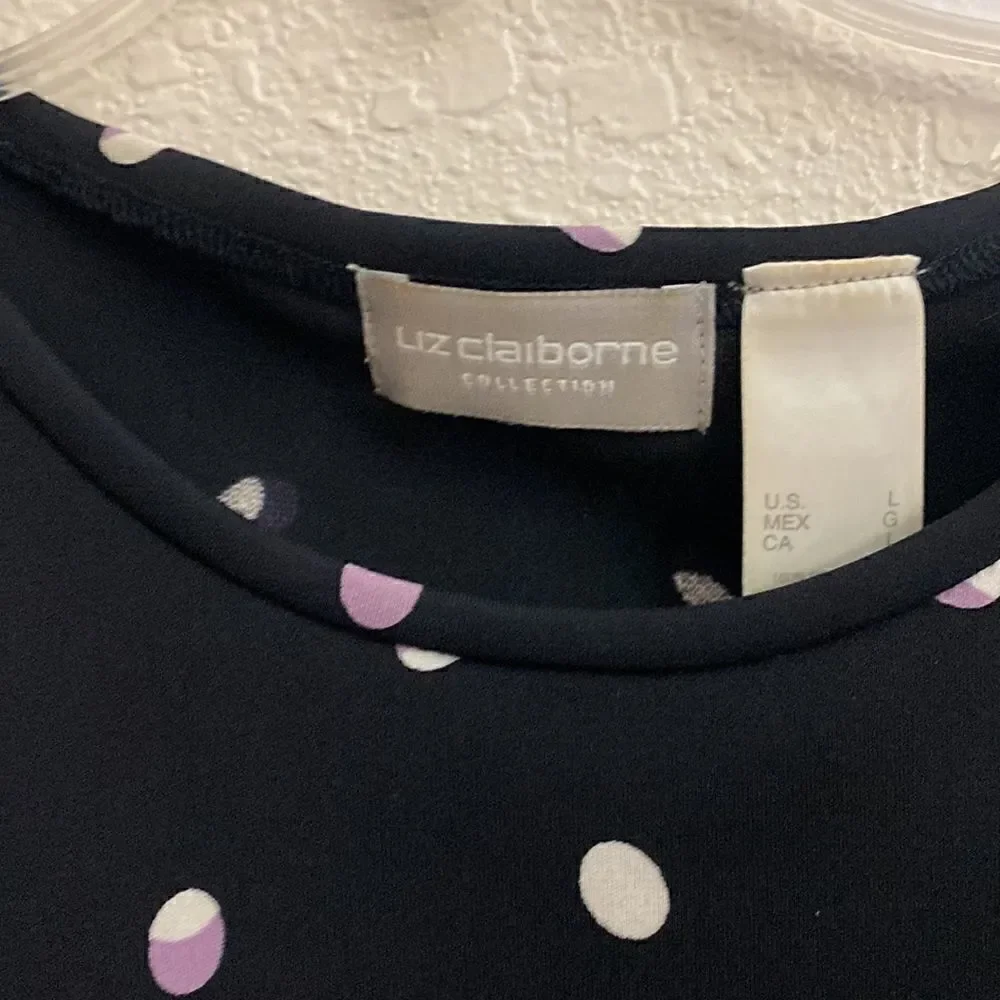 🔵Liz Claiborne Black With Purple and White Polka dot tank!!!